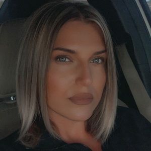 Meet your Posher, Alla